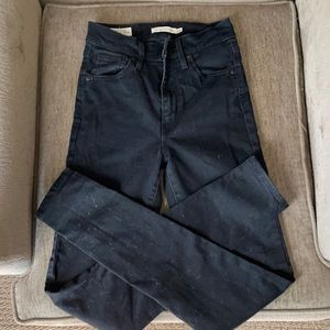 Mile High Super Skinny Jeans